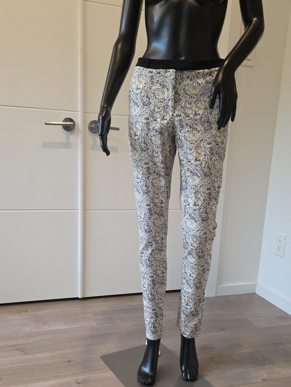 H&M Slim Floral-Print Skinny Pants - Black & White